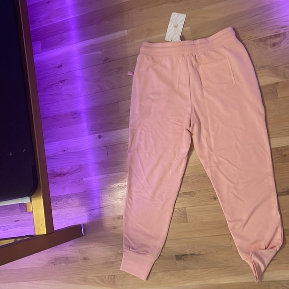 Pink fabletics joggers!!! Never worn! - Picture 4 of 5
